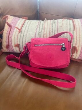 Kipling Wes crossbody purse in Jazzy Pink